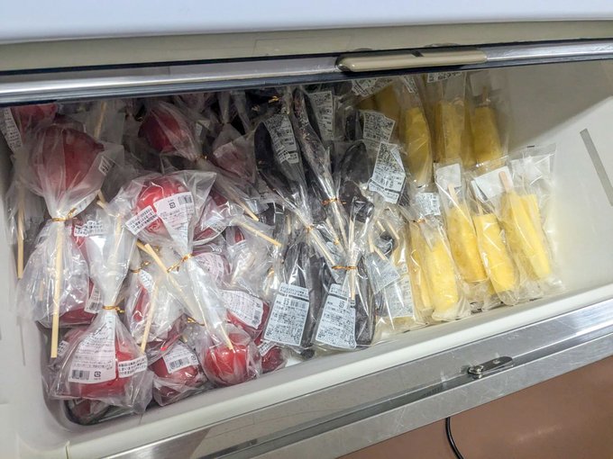 土日の学祭模擬店で、各日、20分程度で売り切れてしまいました！